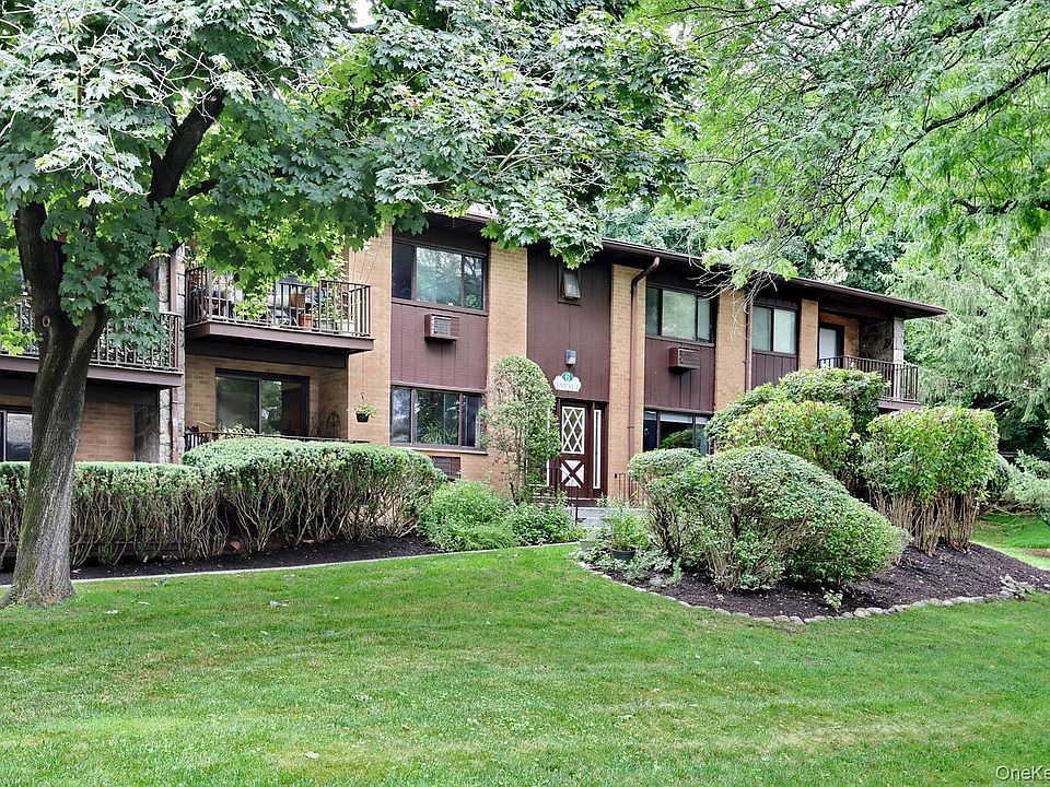 1st image of 6 W Lawrence Park Drive #2