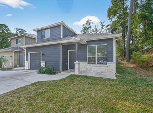 804 Pearl River Dr, Montgomery, TX 77316