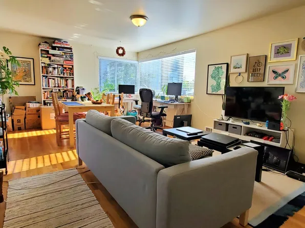 819 NW Market St, Seattle, WA 98107