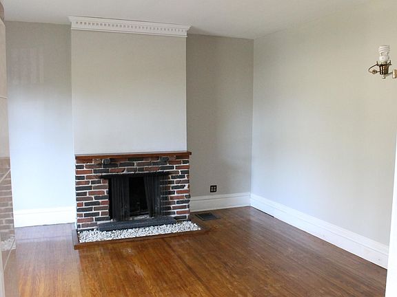 4th image of 113 E Northwood Ave