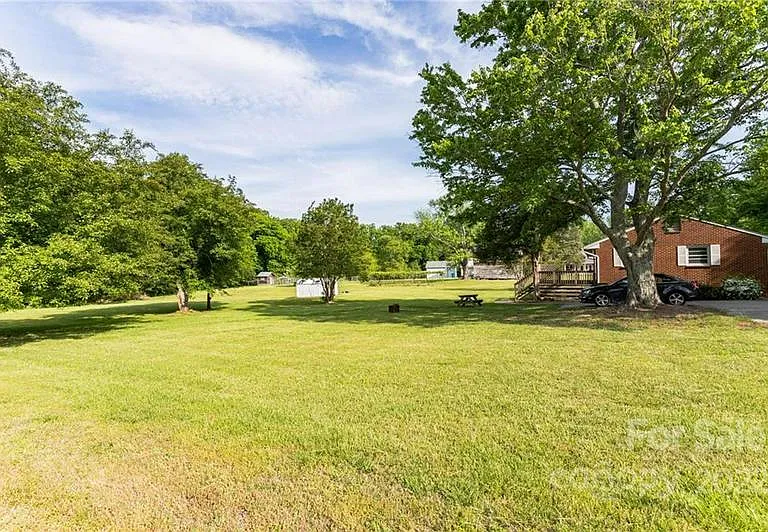 7605 Summerfield Rd — Photo 27