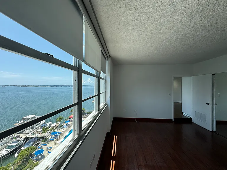 905 Brickell Bay Dr #928 — Photo 20