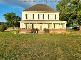 27113 Huntington Rd, Apple Grove, WV 25502