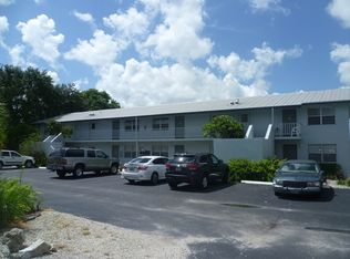 1358 Solana Rd, Naples, FL 34103