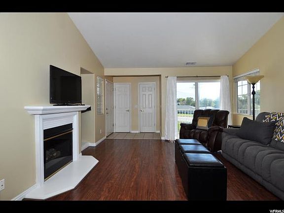 4th image of 3860 S Salt River Way Unit 3