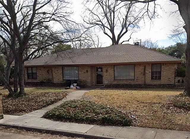 1st image of 2600 Natalie Dr