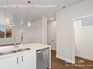 7842 SE Milwaukie Ave, Portland, OR 97202