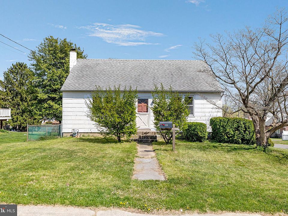 1st image of 111 Larch Ave