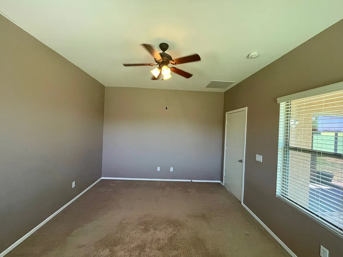 Building Photo - 11587 W Rio Vista Ln