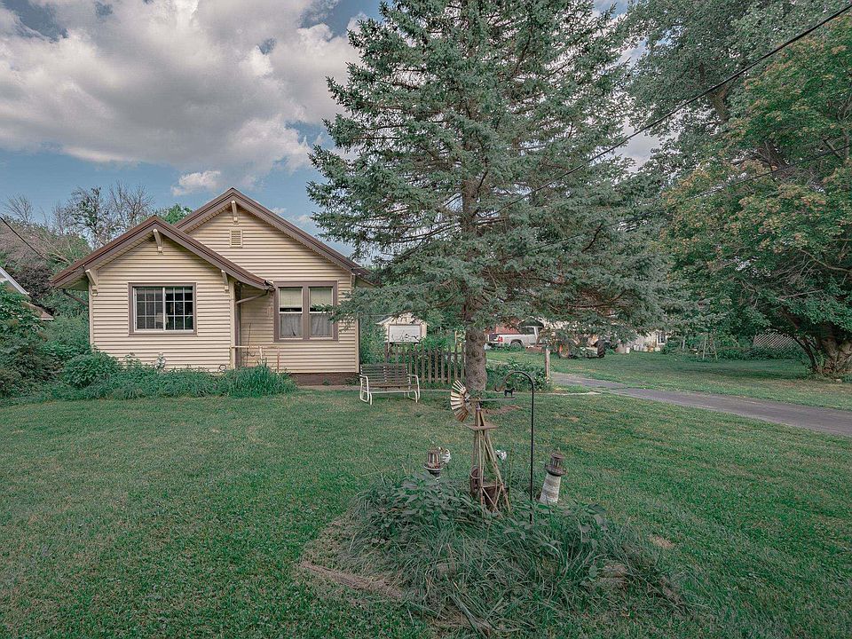 1st image of 3906 Stone Park Blvd
