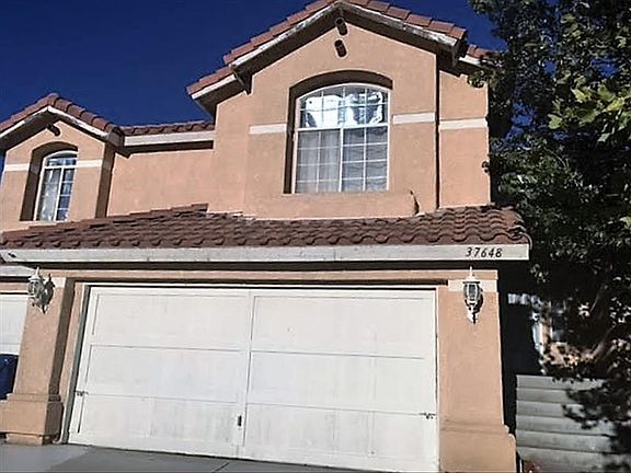 2nd image of 37648 Grant Ct