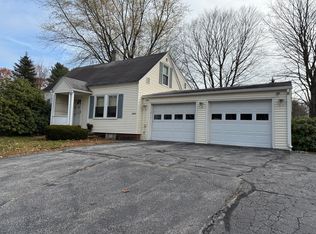 2028 Hotel Rd, Auburn, ME 04210