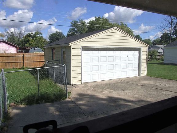 3rd image of 1618 W Glenn Ellyn Dr