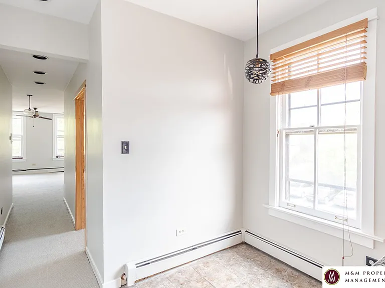947 South Blvd — Photo 2