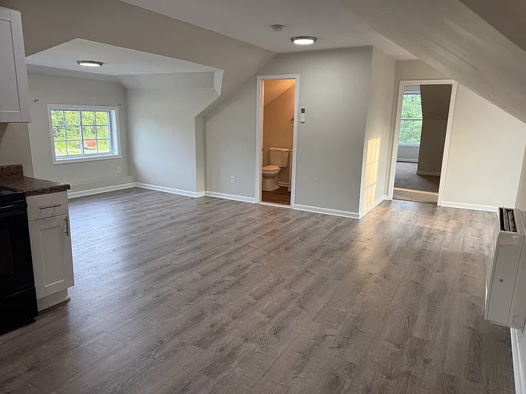 9829 Old Solomons Island Rd #3 — Photo 10