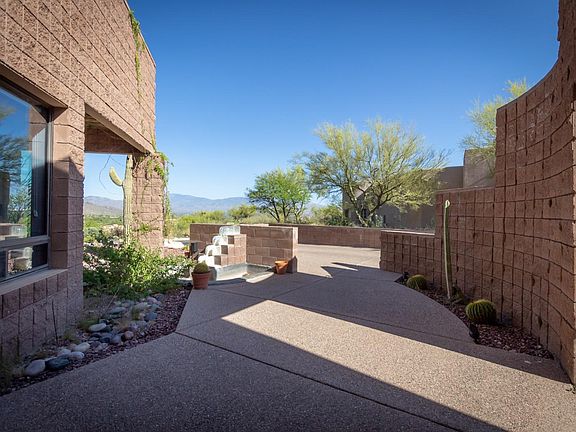 2nd image of 6439 N Lazulite Pl