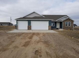 13665 Mulberry Loop NW, Williston, ND 58801