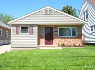 2109 W Edna Ct, West Peoria, IL