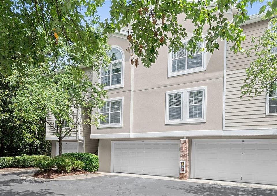 1st image of 4248 River Green Dr NW APT 302