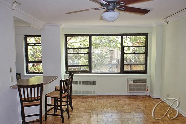 Sold by Bellmarc Realty | media 5