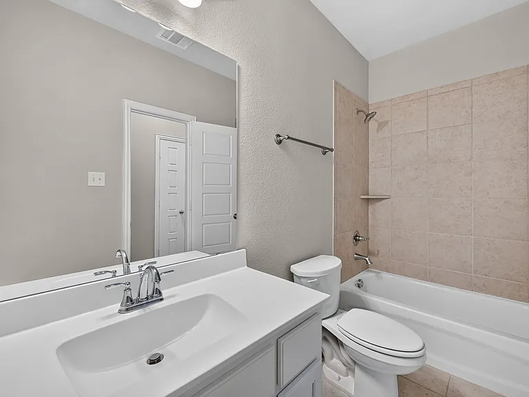 3316 Solana Cir — Photo 7