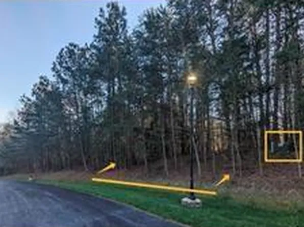 141 Bayview Ct, New London, NC 28127