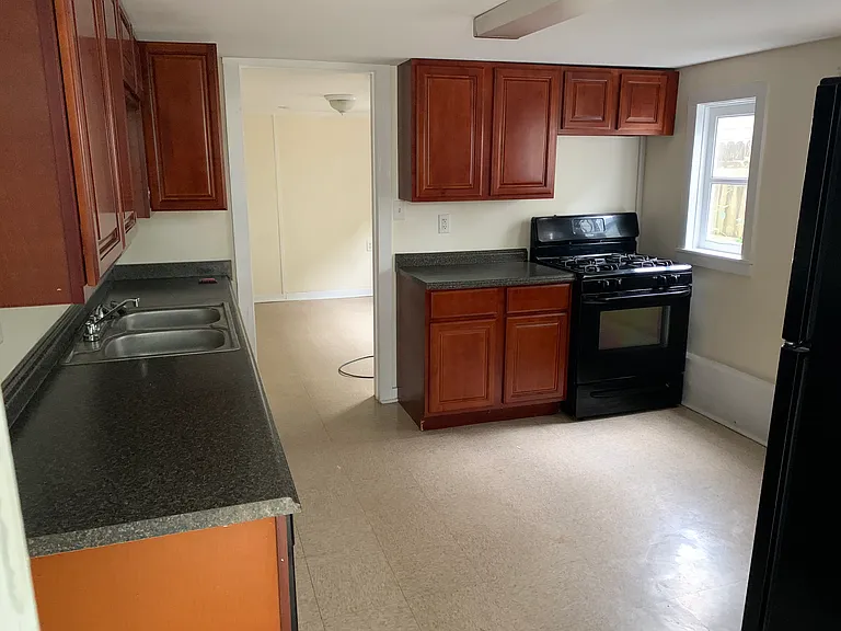 2225 Dauphine St #B — Photo 15