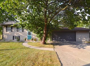 12496 Frost Rd, Hemlock, MI 48626