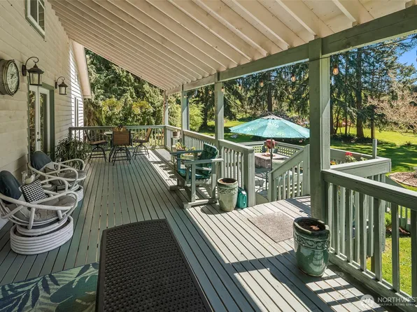 27428 97th Avenue SW, Vashon, WA 98070