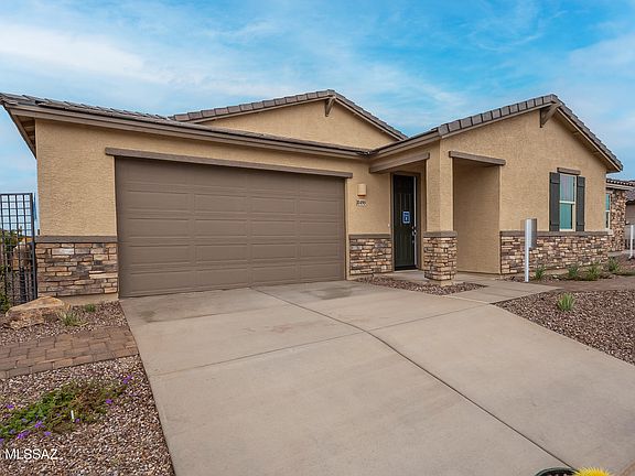 2nd image of 10490 W Beaman Ln