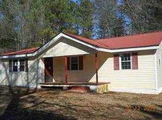 662 Gray Hill School Rd, West Point, GA 31833