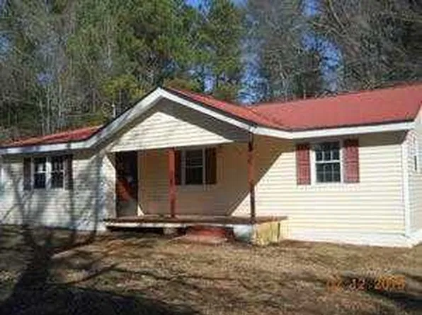662 Gray Hill School Rd, West Point, GA 31833