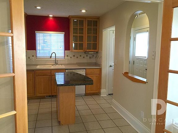 5th image of 1455 E Zenith Ave