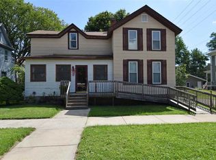 326 N Walnut St, Reedsburg, WI 53959