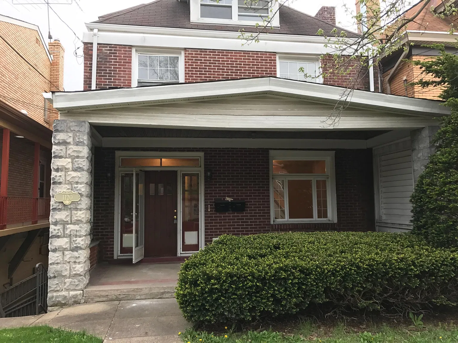1120 Berkshire Ave — Photo 1