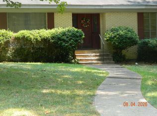 121 Leewood Dr, Arkadelphia, AR 71923