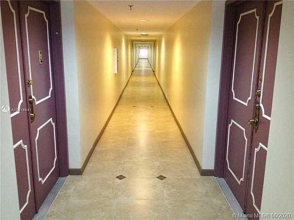 4th image of 17890 W Dixie Hwy APT 320