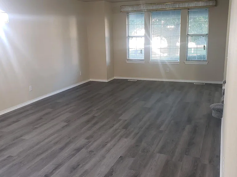 1567 S Richfield Way — Photo 10