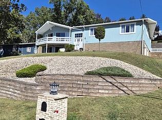 126 Canterbury Dr, Parkersburg, WV
