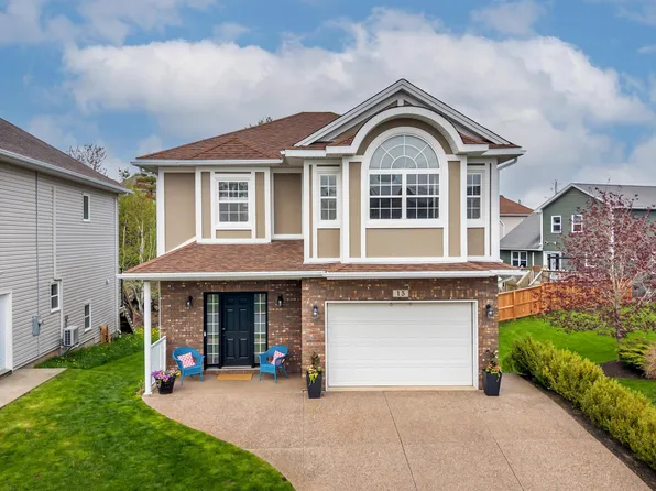 15 Merchant Ct, Halifax, NS B3M 0A8
