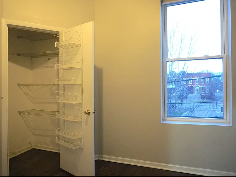 867 E Pershing Rd #2 — Photo 14