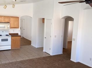 2560 W Prospector Way, San Tan Valley, AZ 85142