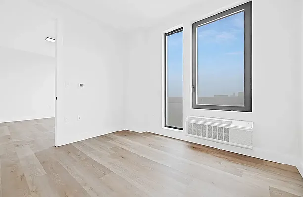 Rented by REAL New York | media 23