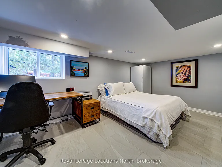 2 Maplewood Dr — Photo 29