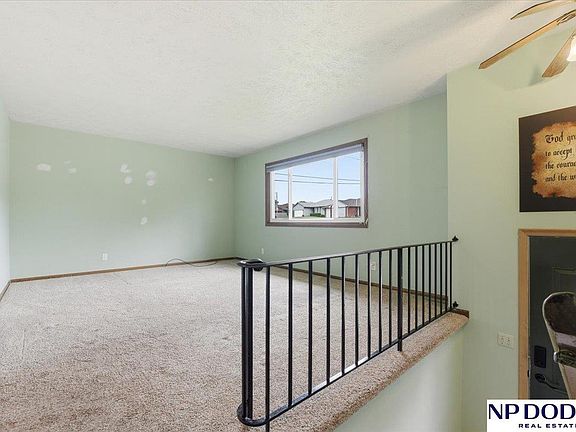5th image of 9025 Valley View Dr