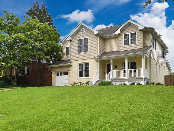 2nd image of 106 Manlyn Dr