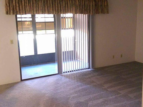 5th image of 310 Palm Coast Pkwy NE APT 103
