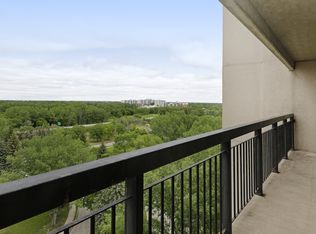 60 Whellams Lane, Winnipeg, MB R2G 2G7