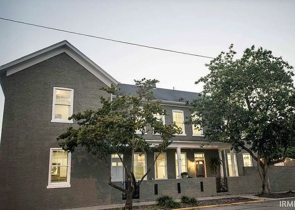 1st image of 224 Mulberry St #B