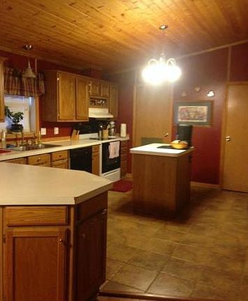 4th image of 26526 203rd St